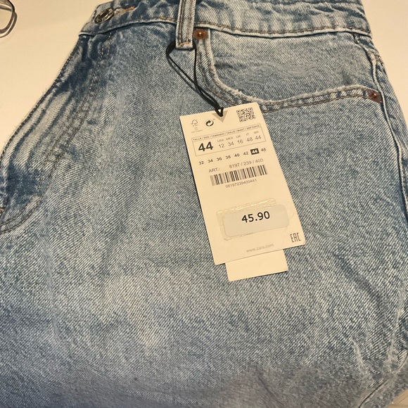 Zara Mom Jeans — BRAND NEW - Picture 4 of 4